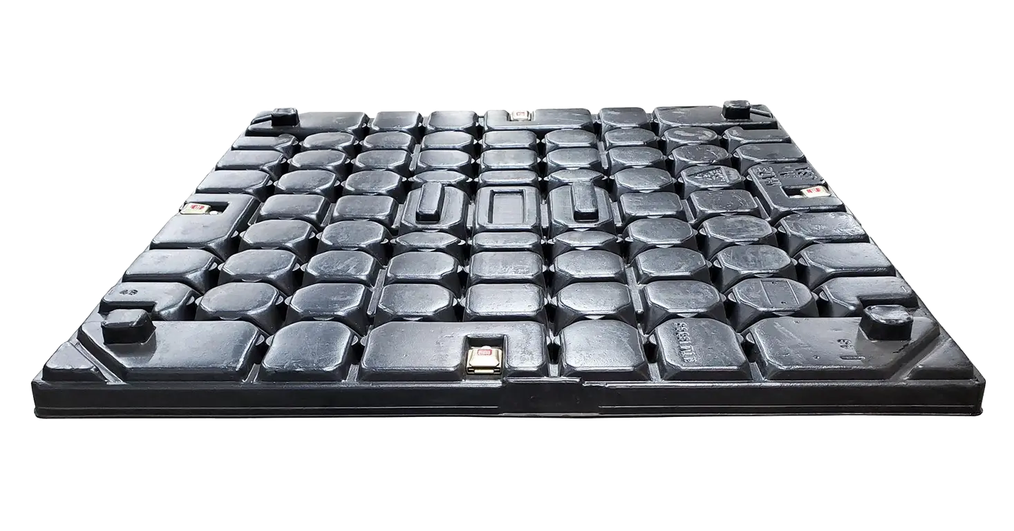 Used Robinson 45" x 48" x 3" Thermoformed Lid - Image 2