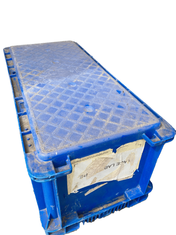 Used BCD  24" x 11" x 9" Blue Hand Tote Smooth Bottom - Image 2